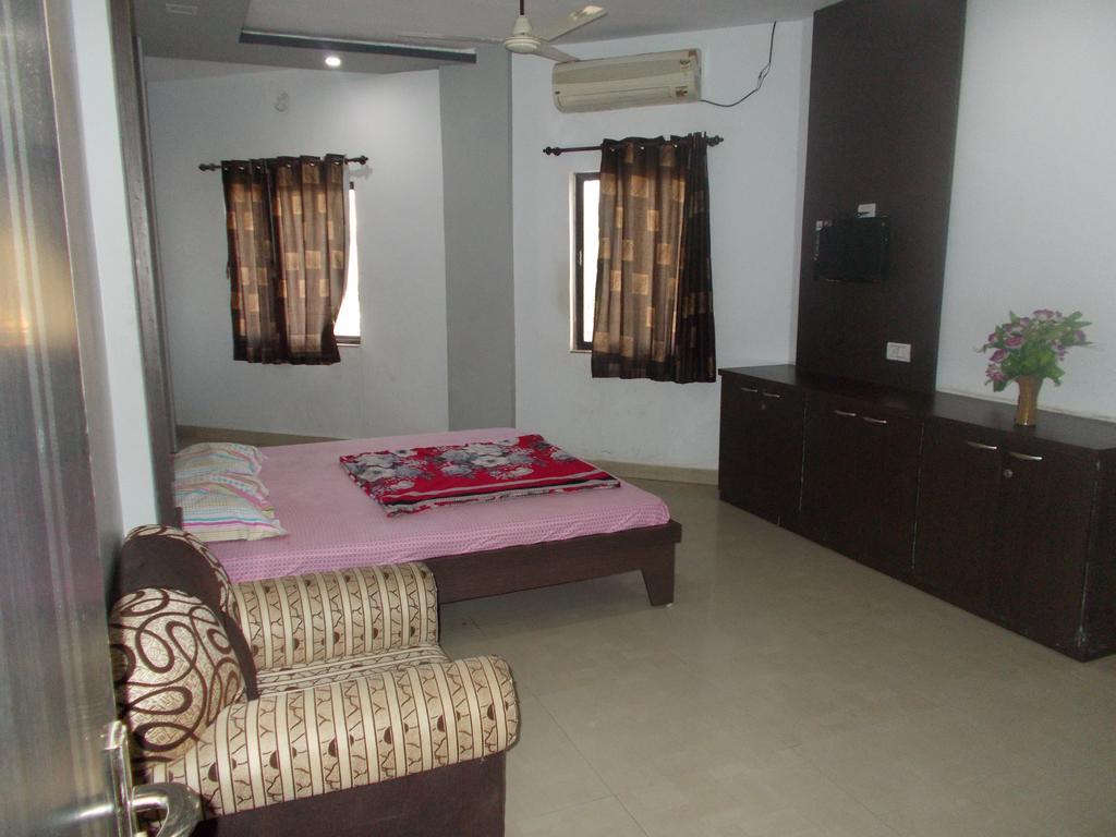 Hotel Rudraksh Virani Exterior foto